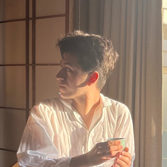 Meet your Posher, Max - Picture 1 of 1